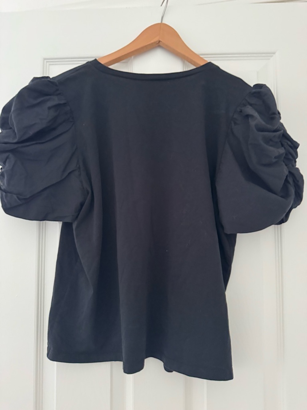 Zara Black Puff Sleeve Tee - Picture 2 of 3